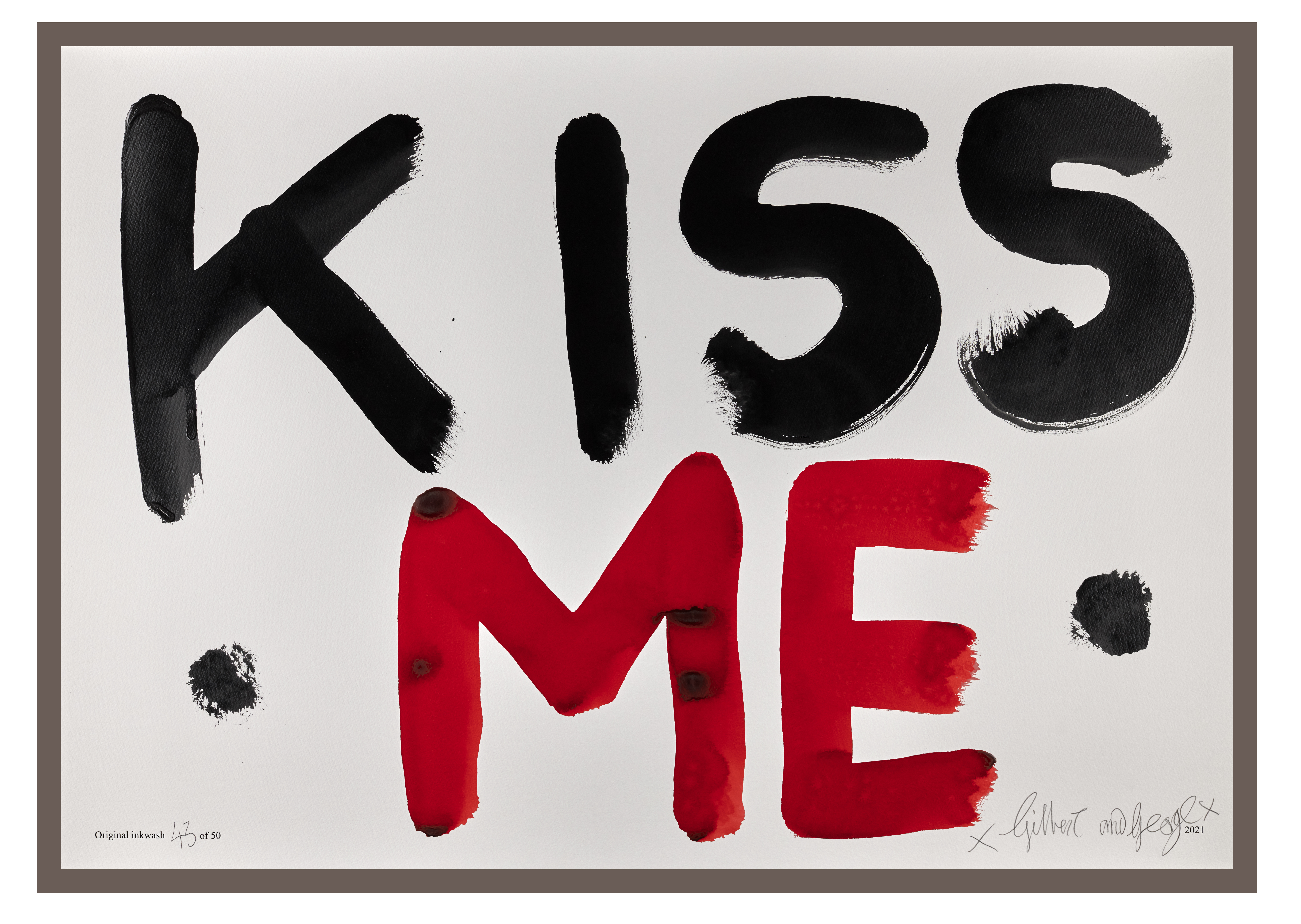 KISS ME (black & red)